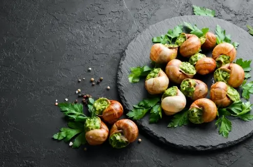 Burgundy snail platter